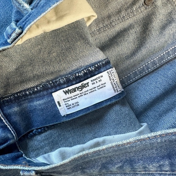 Wrangler Blue Jeans Size 35 - Picture 4 of 7